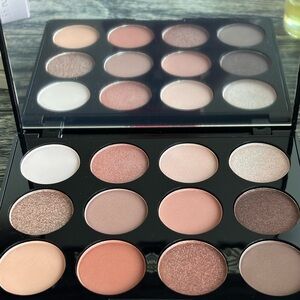 Laura Geller Neutral Eyeshadow Collection